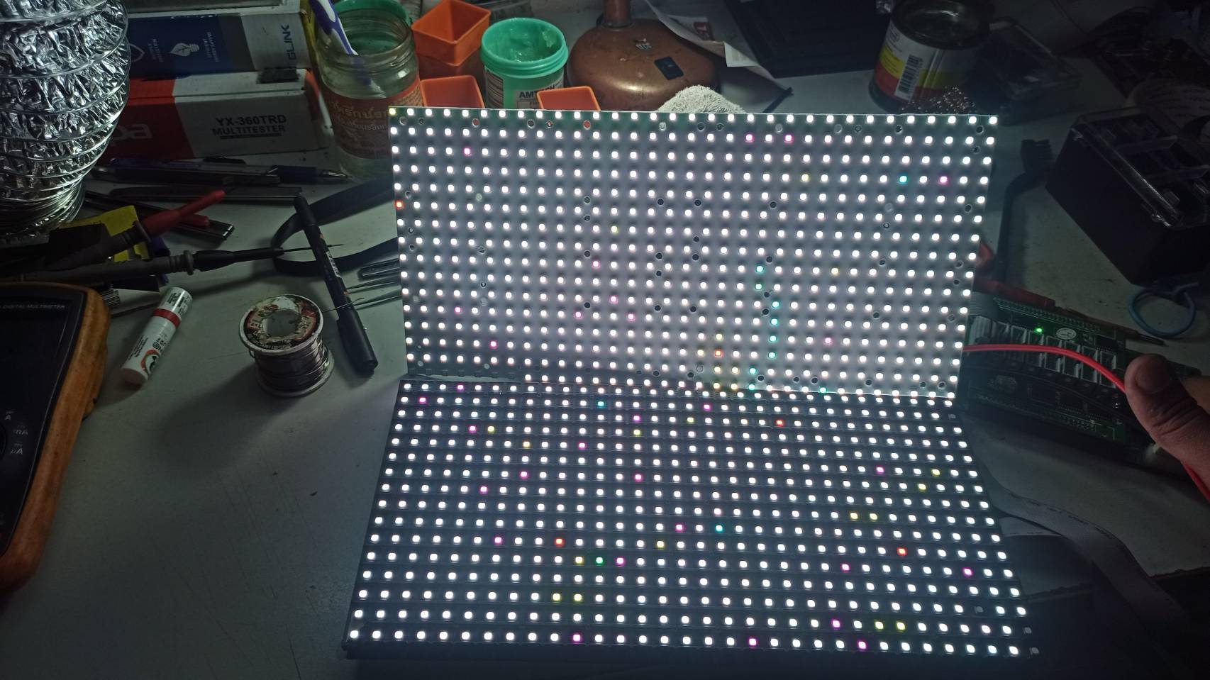 ทดสอบโมดูล LED หลังดำเนินการซ่อมแซม